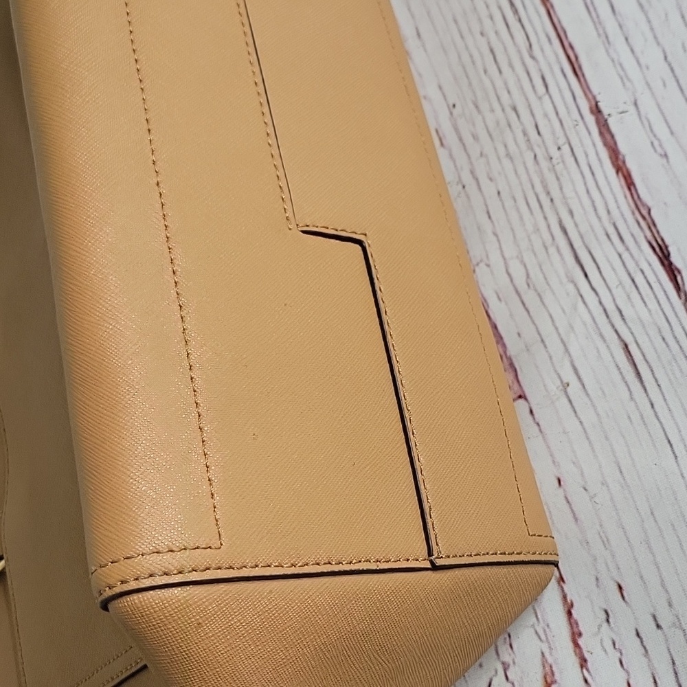Tory Burch Tan Tote Bag - Picture 7 of 12